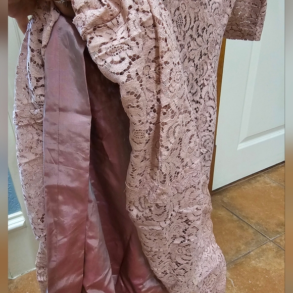 Blush Pink Floral Lace Ruffle Bell 3/4 Sleeve - Picture 6 of 12